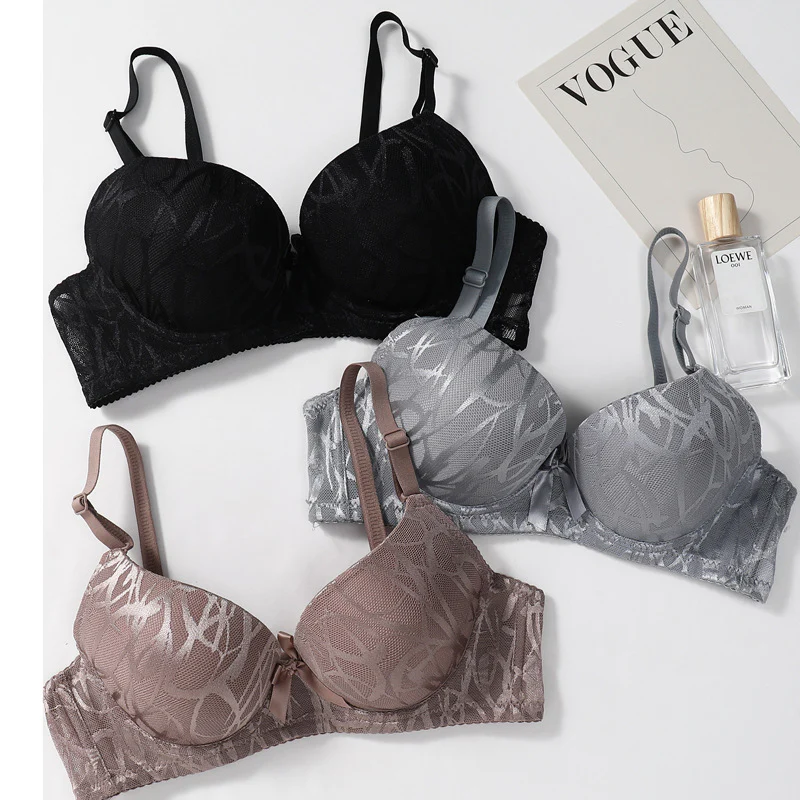 How to Choose the Right Bra: A Complete Guide to Bra Types, Fabrics & Support (2026)