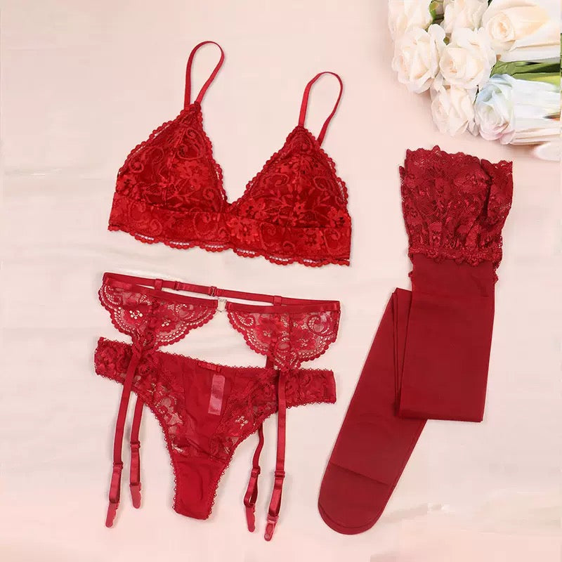 Red Lace Bra Set - Sexy Triangle Cup Push-Up Lingerie with Back Clasp