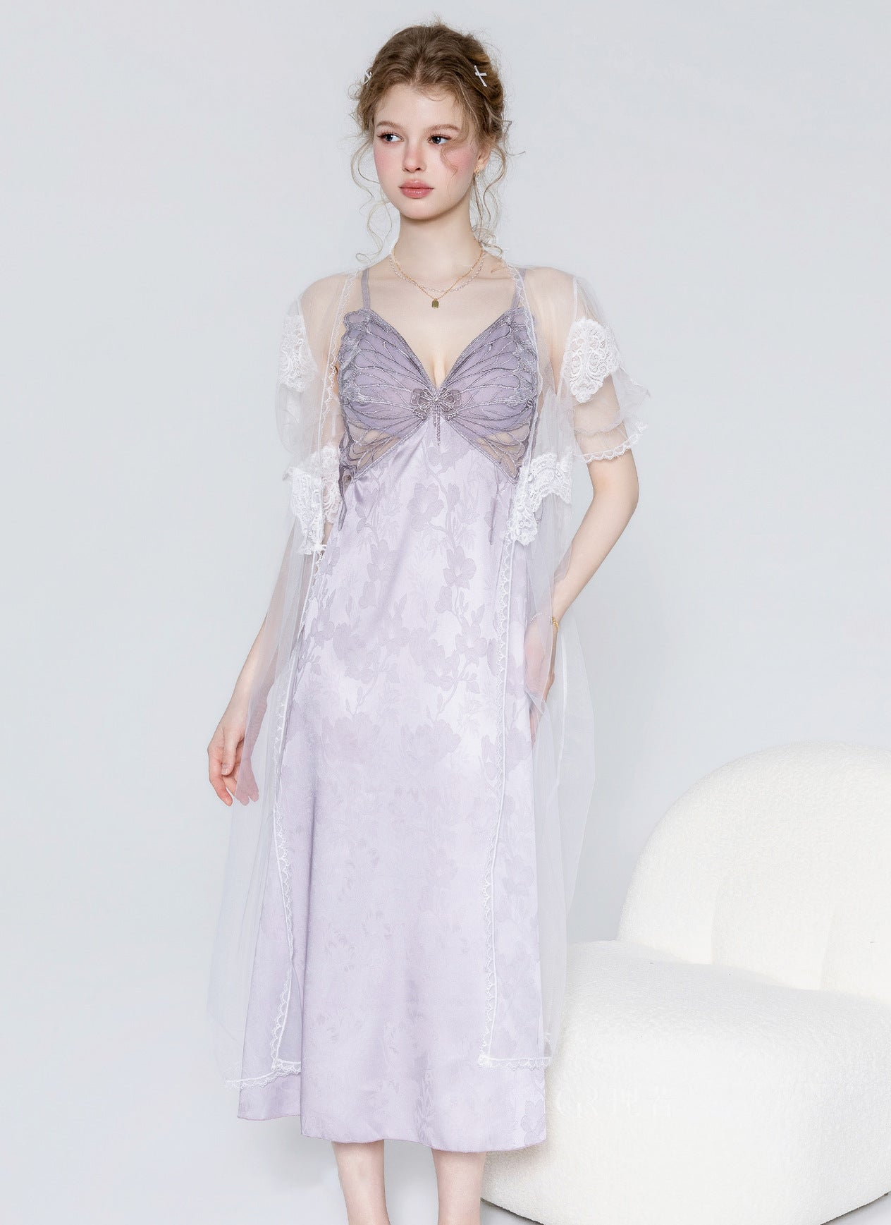 Deep V Butterfly Mesh Satin Nightgown Rode Loungewear Set